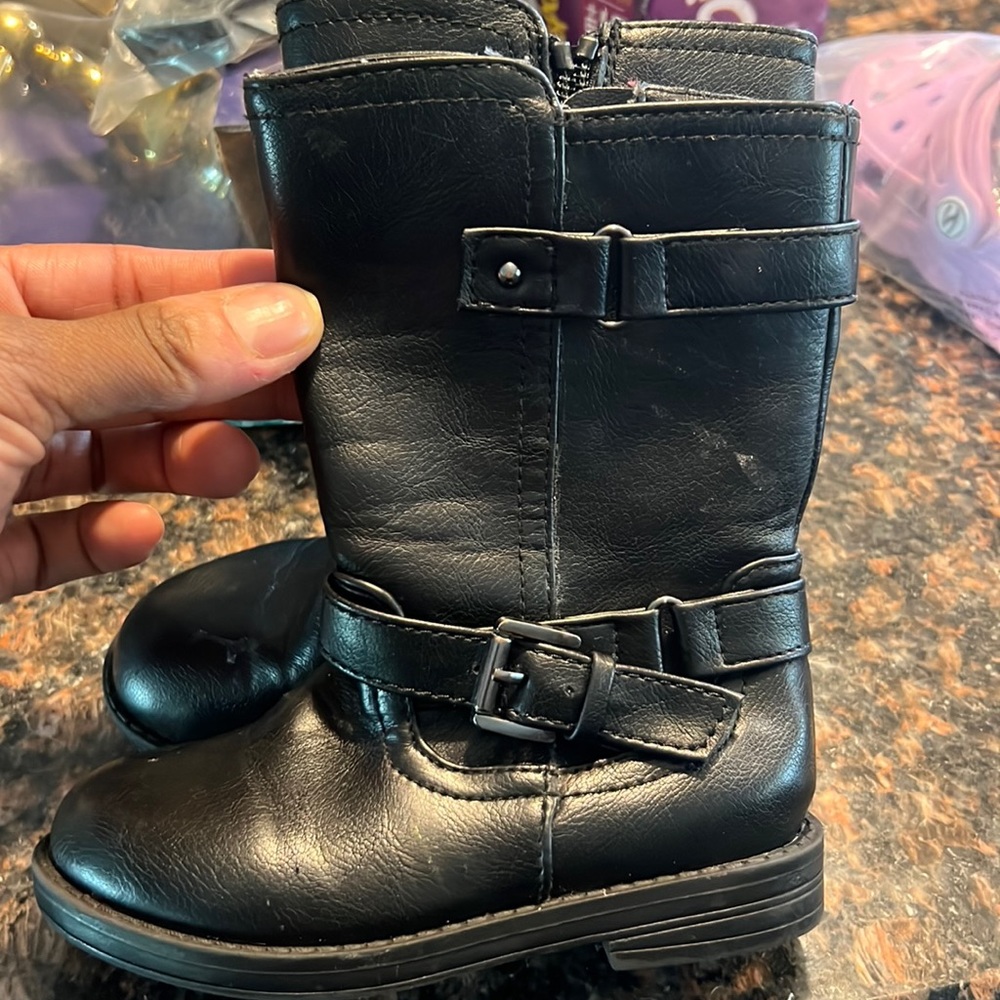 Kids boots